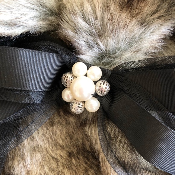 💋SALE! Instant Glam Brown Fox Faux Fur Coat - Picture 3 of 6